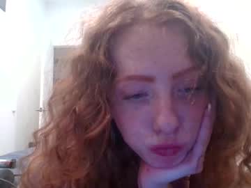 hellokitty2020luv's chat room