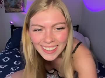 elliee81's chat room