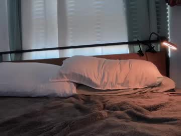 little_lies's chat room