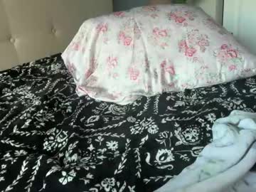 annieangel18's chat room