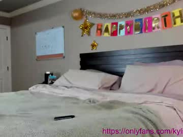 kyliebkillinit's chat room
