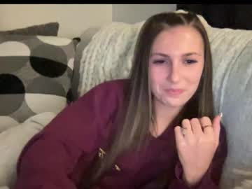 laylahlaylah1's chat room