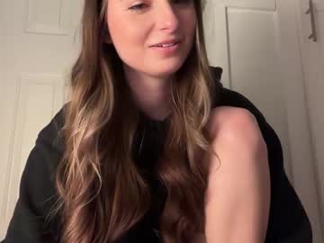 fantasyella's chat room