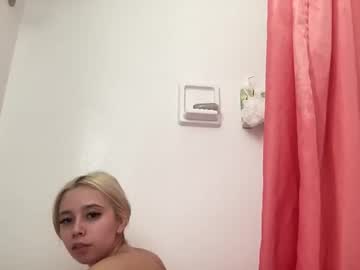 daddysangelbaby230's chat room