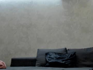 v_deville's chat room