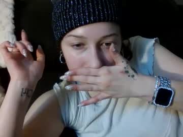 adriana318798's chat room