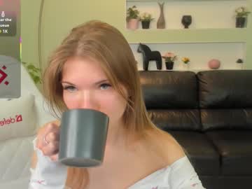 michafox's chat room