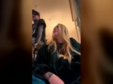 taylorxxxrae's chat room