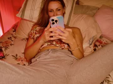 kaileeshy's chat room