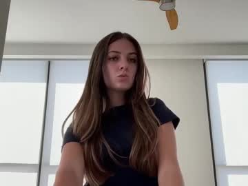 lauramaexo's chat room