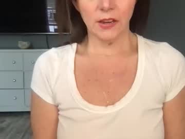 sassynsweetmilf's chat room