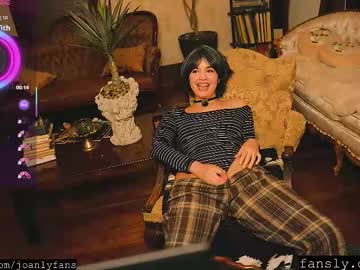 thecamwoman's chat room