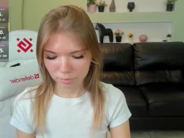 michafox's chat room