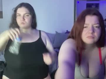 scarletttsinner's chat room