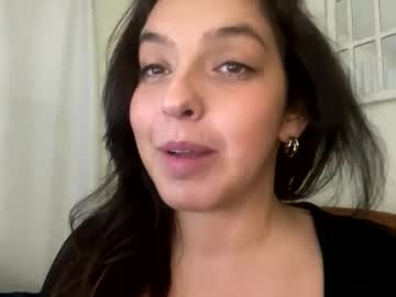 straightoutthetrailer's chat room