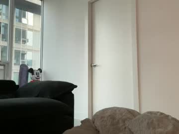 lightbluepufferfish's chat room