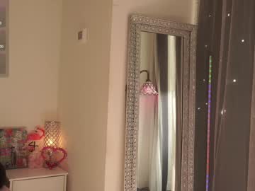 mysticxkitty's chat room