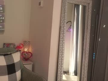 mysticxkitty's chat room