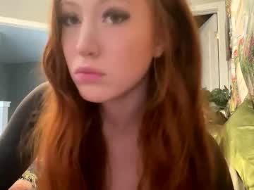 redgingersnapz's chat room