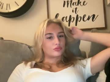 lightbluepufferfish's chat room