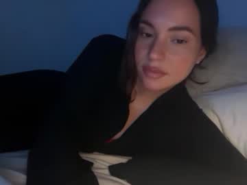 pollyyypocket's chat room