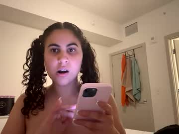 laurenivy's chat room