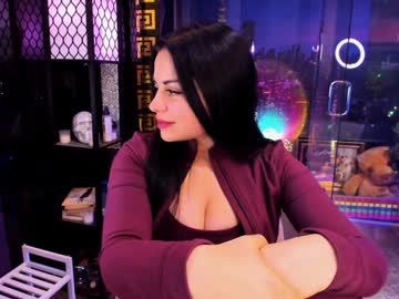 alma_pearl's chat room