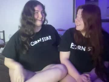 scarletttsinner's chat room