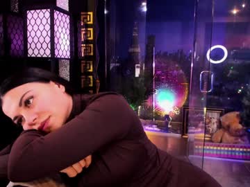 alma_pearl's chat room