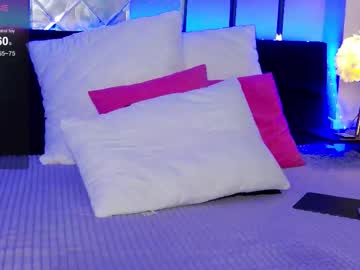 milla_cali's chat room