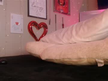 milf_lacey's chat room