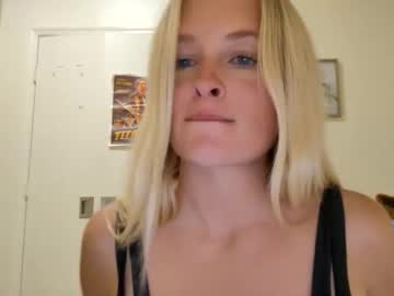 lunaskyexo's chat room