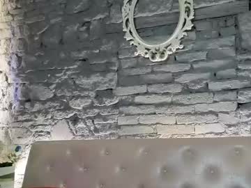 vixvixenn's chat room