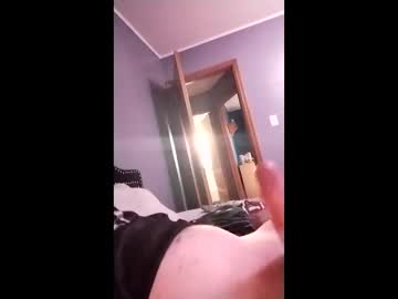 18_cum_hottie's chat room