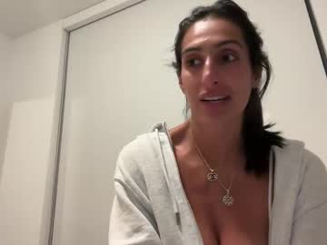 camiliakxoxo's chat room