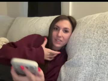 laylahlaylah1's chat room