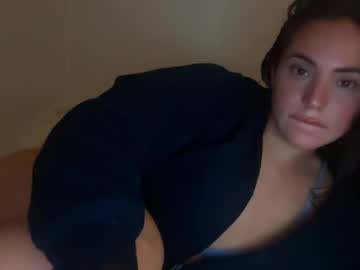 pollyyypocket's chat room