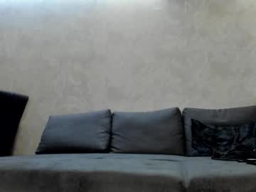 v_deville's chat room