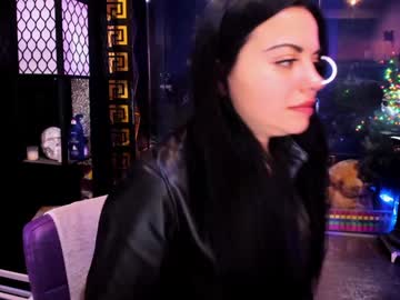 alma_pearl's chat room