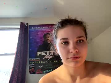 deepthroatqueen33's chat room