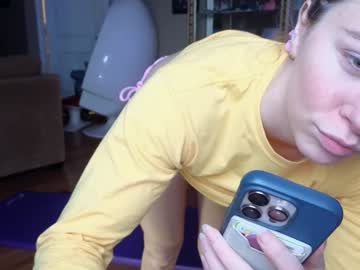 chroniclove's chat room