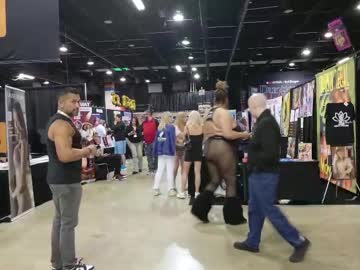 yourgirlmillie's chat room