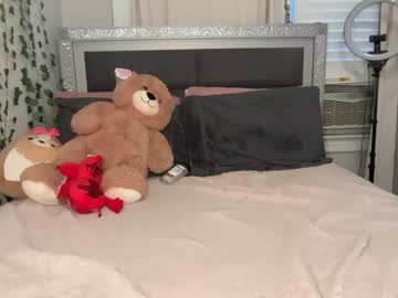 sophiasecretsx's chat room