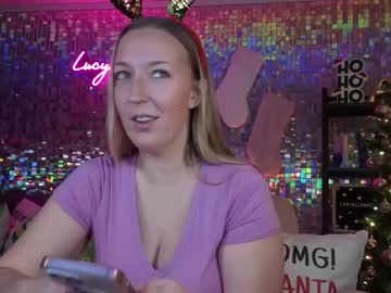 lucyallen4201's chat room