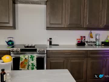 harliequinnx's chat room