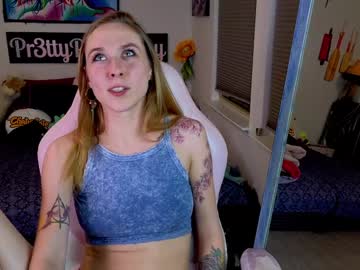 pr3ttyp1nkpussy's chat room