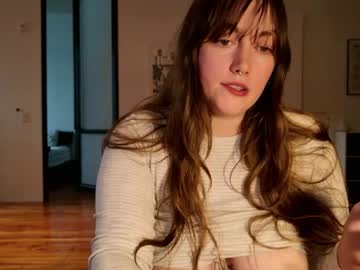 clover_tully's chat room