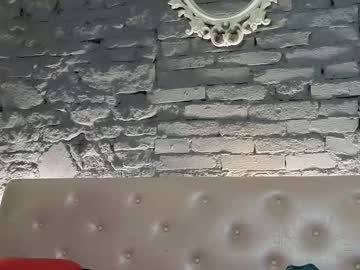 vixvixenn's chat room