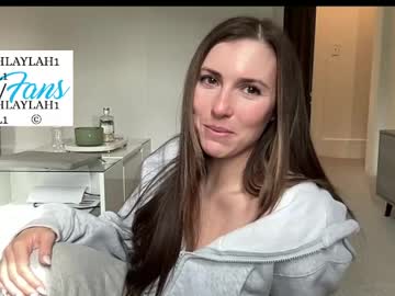 laylahlaylah1's chat room