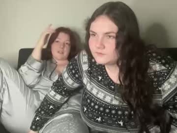 scarletttsinner's chat room